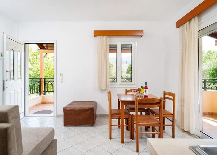 Apollonio * 克里斯阿穆迪亚